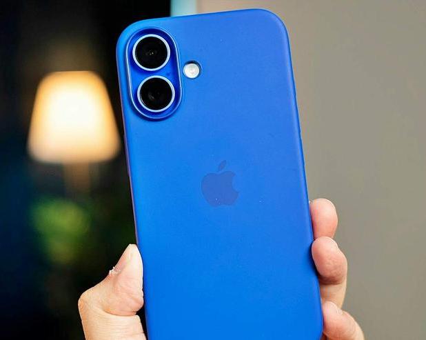 Apple Intelligence потребует 4 ГБ памяти для iPhone