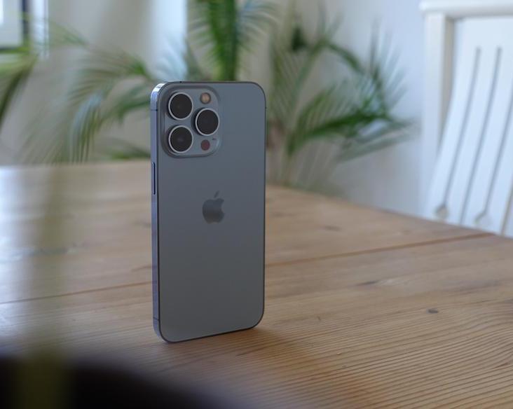 Apple оштрафовали на 20 миллионов долларов за то, что продают iPhone в Бразилии без зарядных устройств