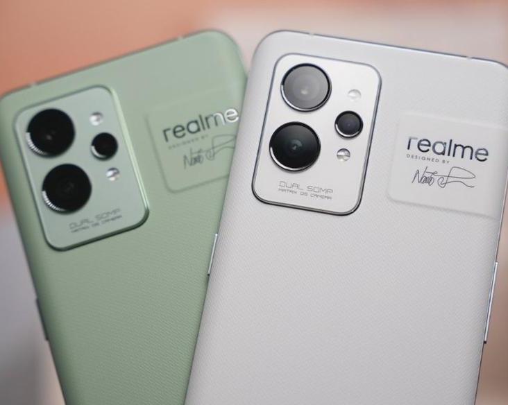 Анонсировано начало российских продаж Realme GT 2 Pro
