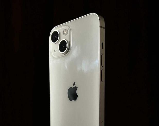 Apple представит новый формат устройств и обновит цикл запуска смартфонов