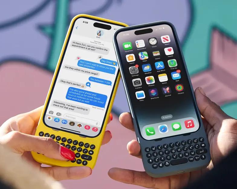 Чехол для iPhone со физической клавиатурой в стиле BlackBerry