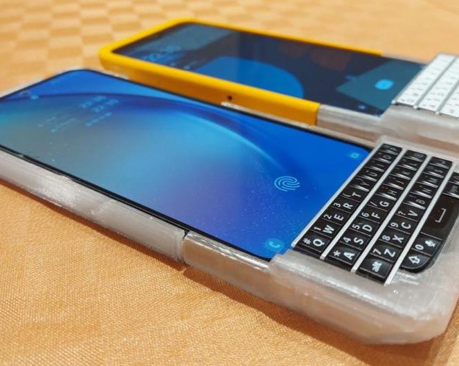 BlackBerry из обычного смартфона: необычный проект Fairberry позволяет добавить аппаратную клавиатуру для вашего смартфона