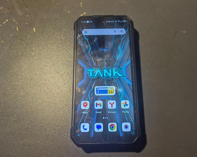 10 причин «за» и «против» покупки защищённого смартфона 8849 Tank 3