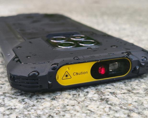 А вы знали, что Lenovo делала свои защищённые смартфоны? Они могли конкурировать с Motorola Defy